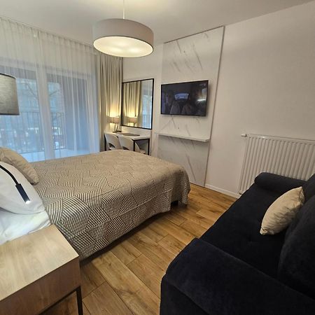 City Sense New Apartments - Main Station And City Center ヴロツワフ エクステリア 写真