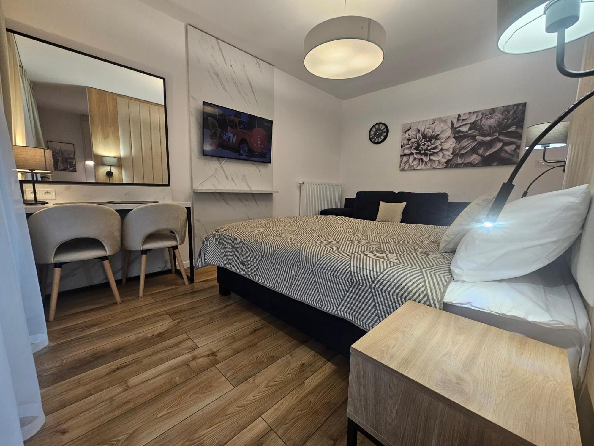 City Sense New Apartments - Main Station And City Center ヴロツワフ エクステリア 写真