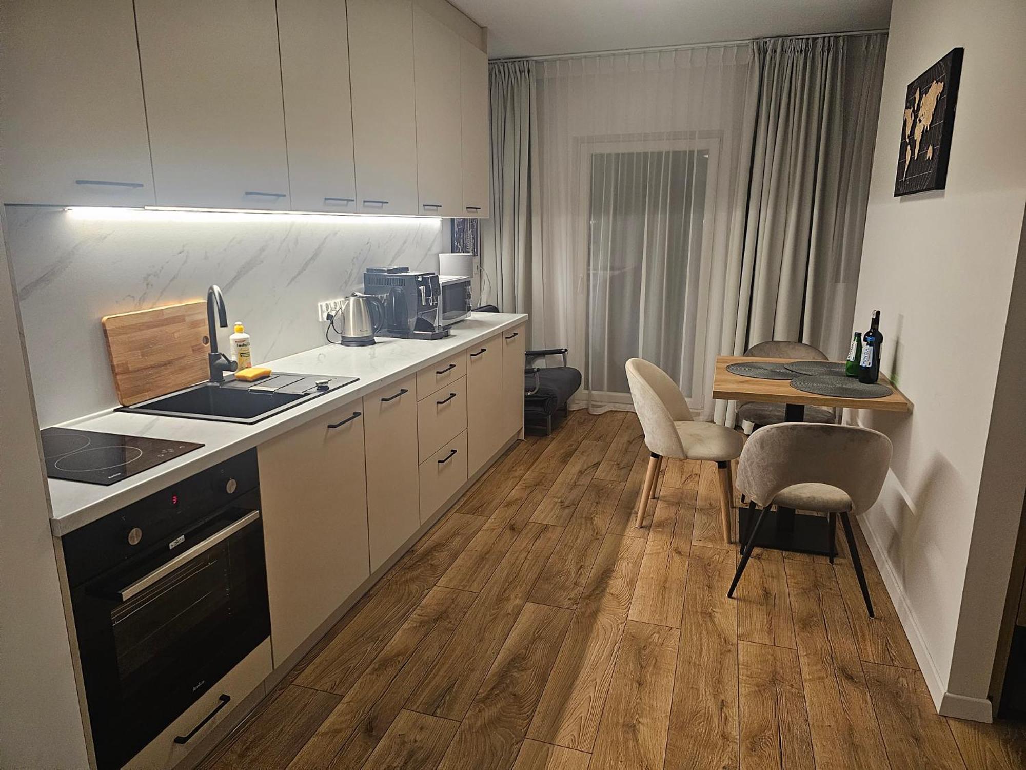 City Sense New Apartments - Main Station And City Center ヴロツワフ エクステリア 写真