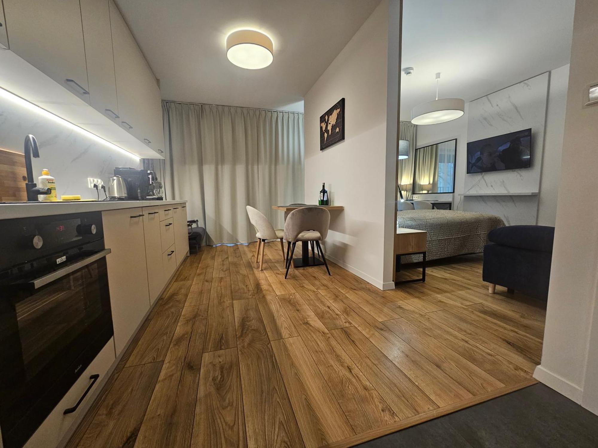 City Sense New Apartments - Main Station And City Center ヴロツワフ エクステリア 写真
