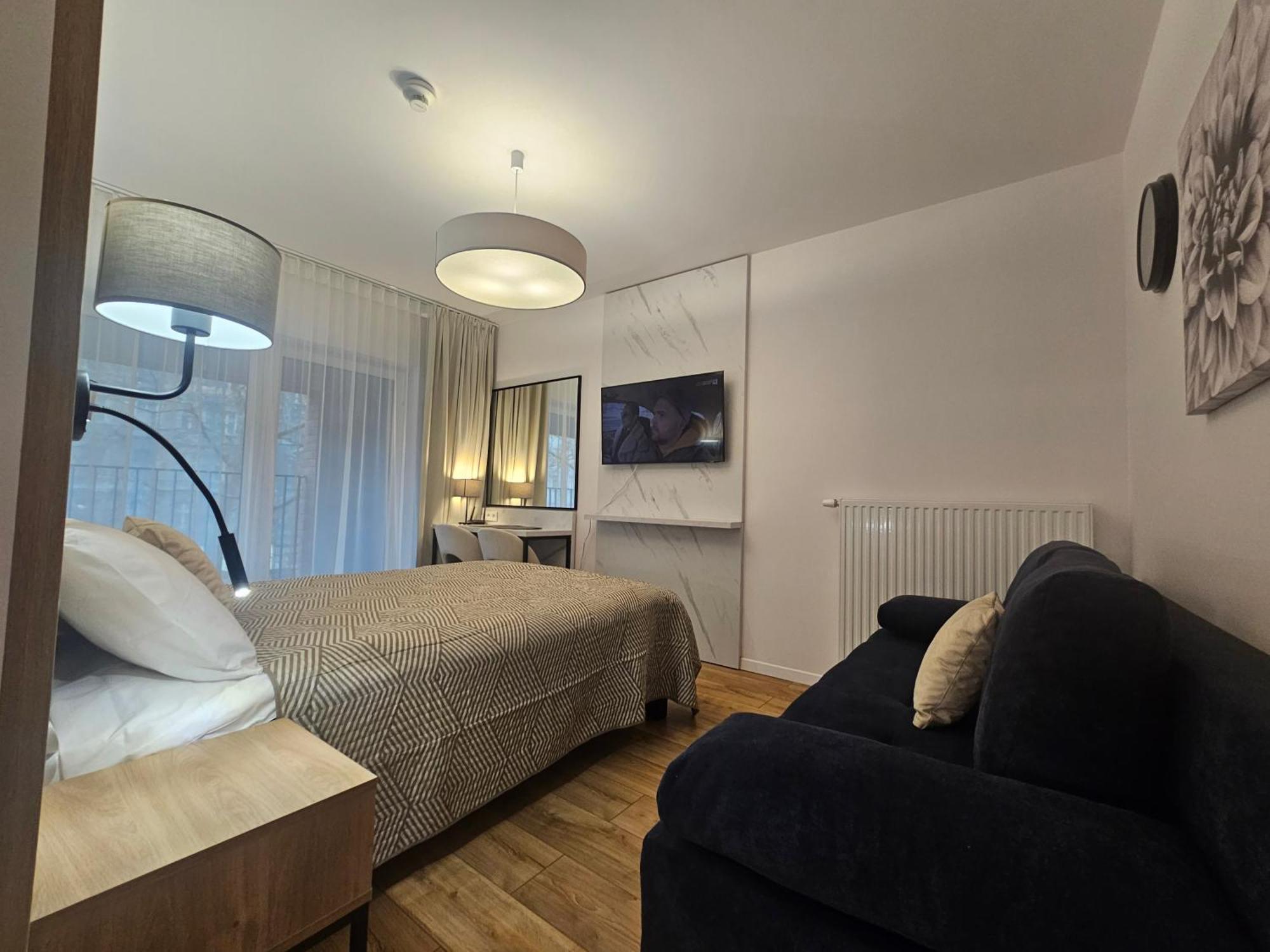 City Sense New Apartments - Main Station And City Center ヴロツワフ エクステリア 写真