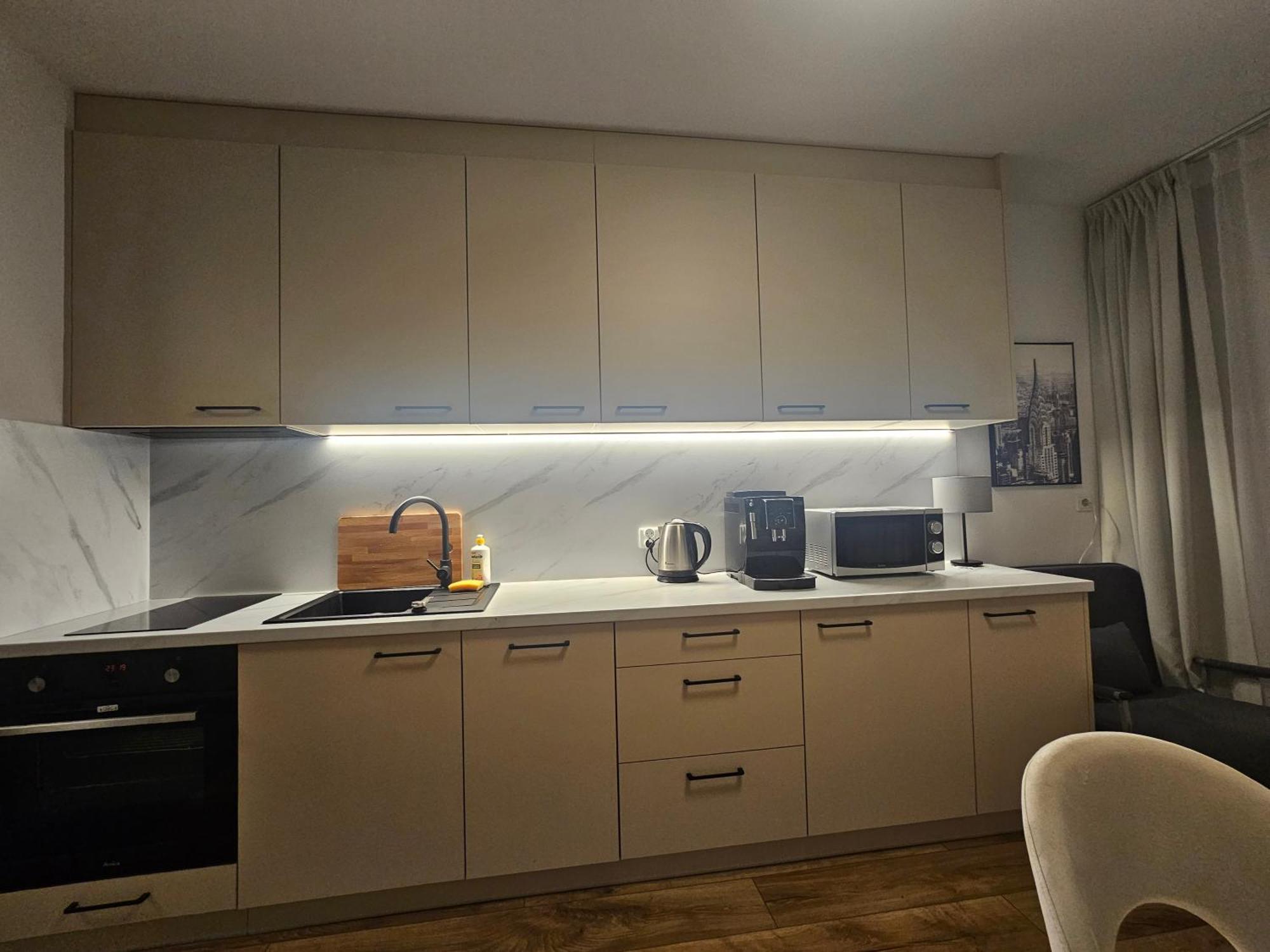 City Sense New Apartments - Main Station And City Center ヴロツワフ エクステリア 写真
