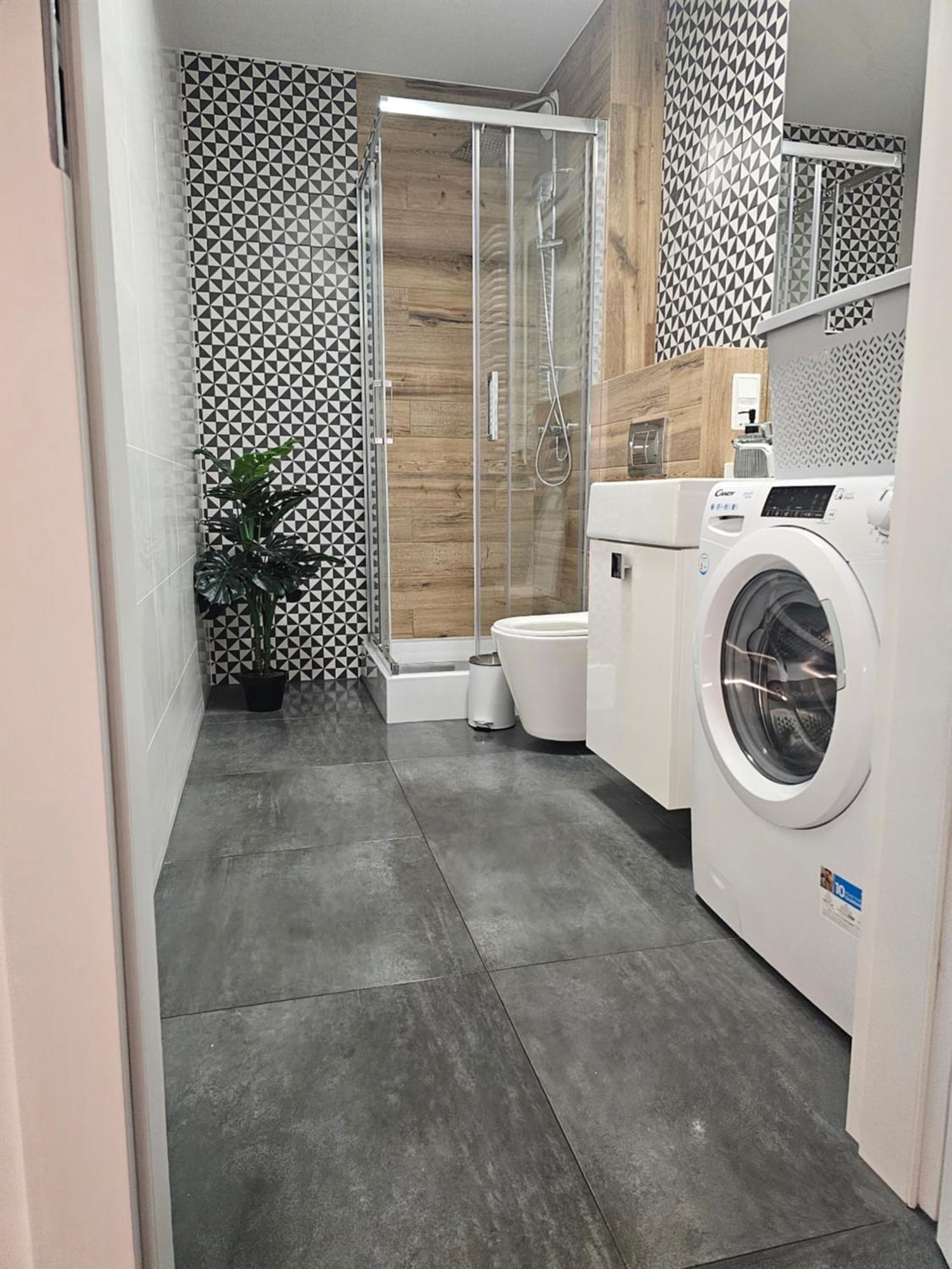 City Sense New Apartments - Main Station And City Center ヴロツワフ エクステリア 写真