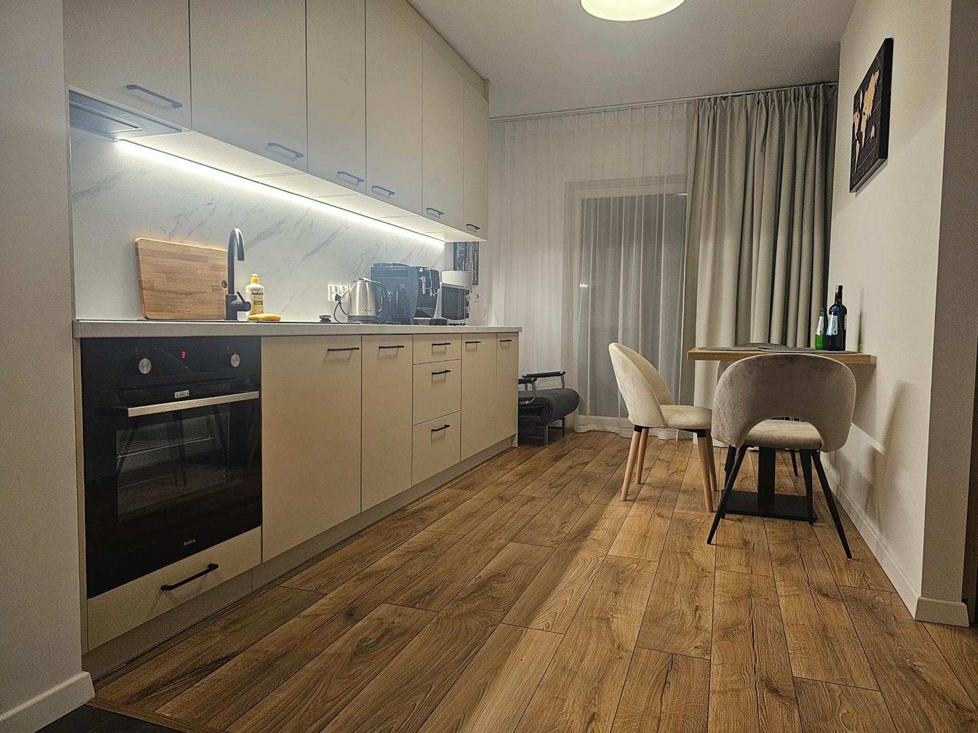 City Sense New Apartments - Main Station And City Center ヴロツワフ エクステリア 写真