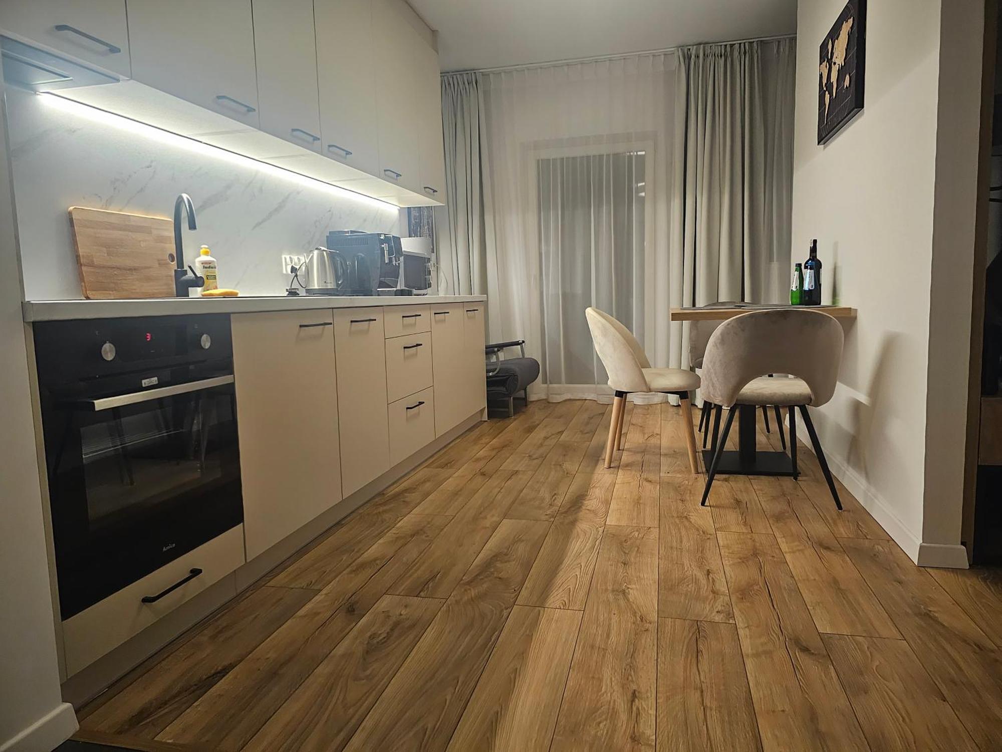 City Sense New Apartments - Main Station And City Center ヴロツワフ エクステリア 写真