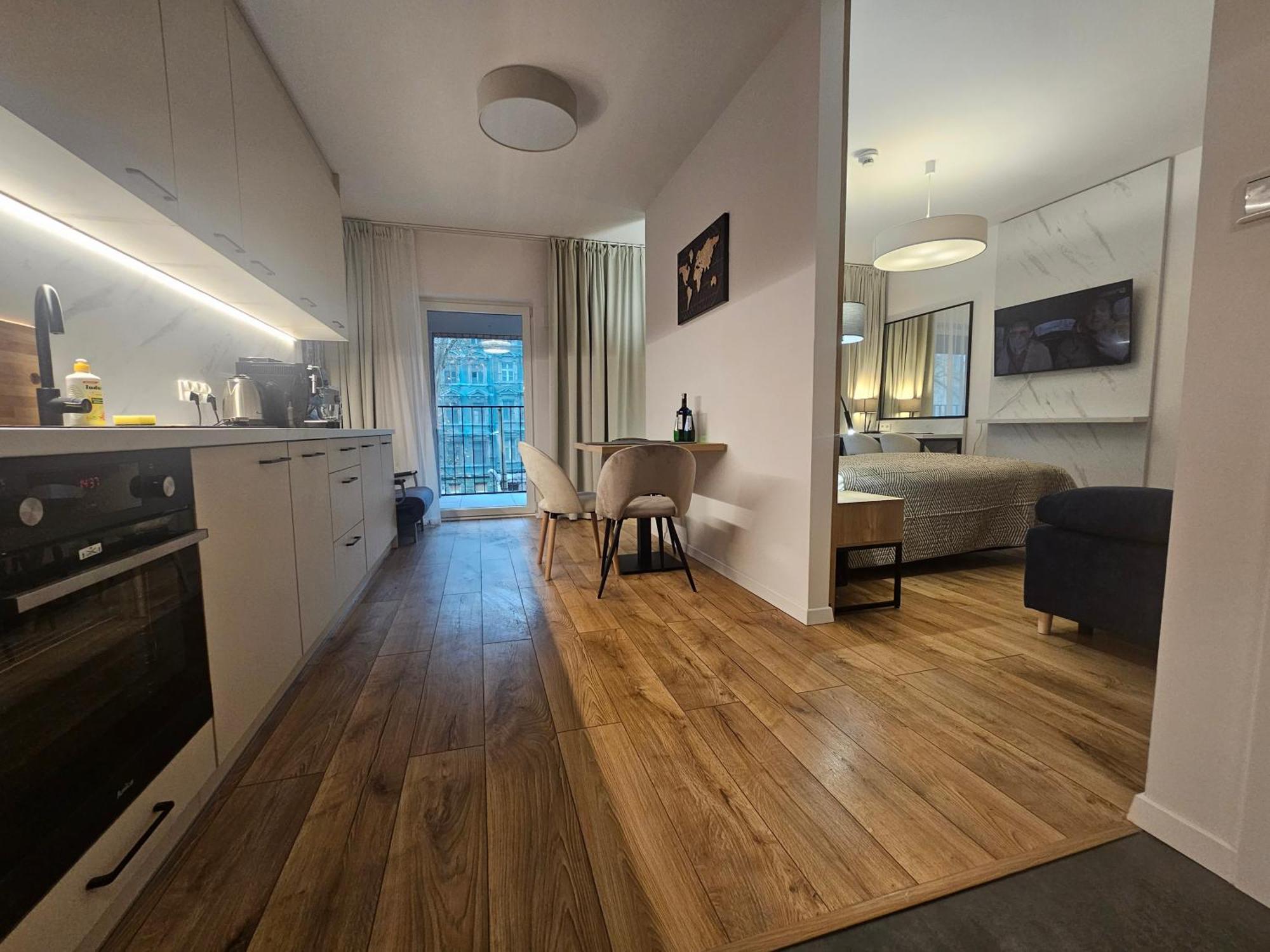 City Sense New Apartments - Main Station And City Center ヴロツワフ エクステリア 写真